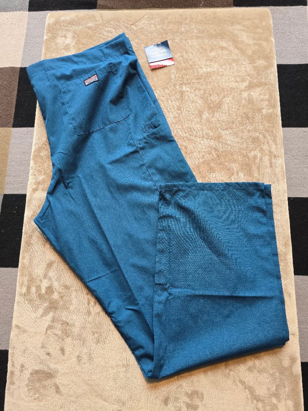 NWT Cherokee Workwear Originals Unisex Cargo Scrub Pants Tall - Size L - Caribbe
